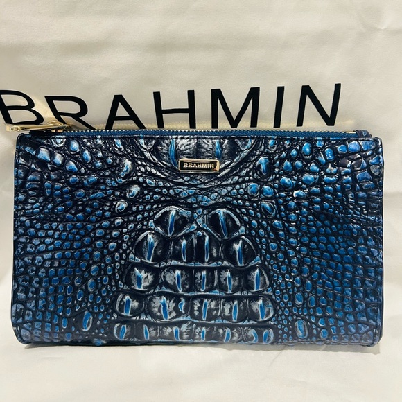 Brahmin Kyanite Daisy